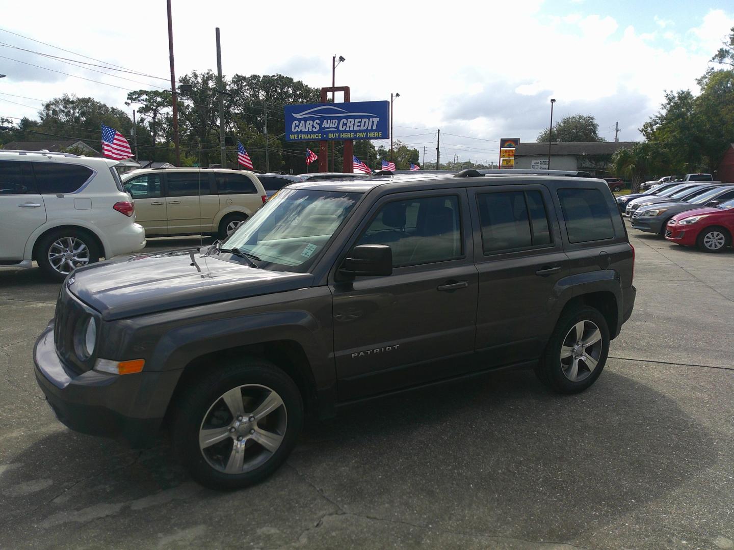 2016 GRAY JEEP PATRIOT (1C4NJPFA3GD) , located at 1200 Cassat Avenue, Jacksonville, FL, 32205, (904) 695-1885, 30.302404, -81.731033 - Photo#1